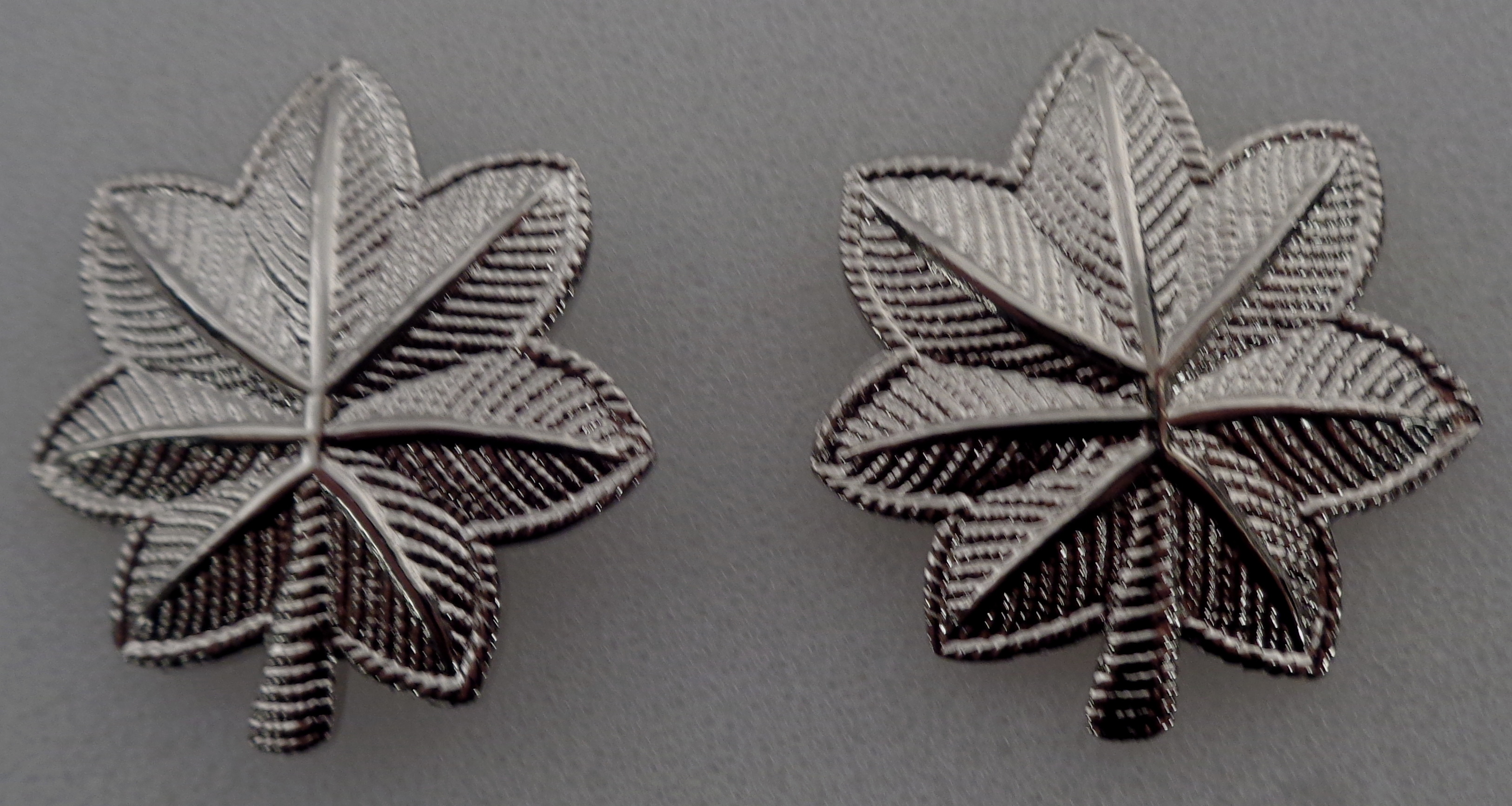 MAJ Major Oak Leaf 1 1/8" X 1" CLUTCH BACK Silver Pair Collar Pins Rank Insignia