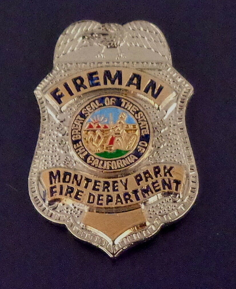 Monterey Park CA California Fire Department FIREMAN Mini Badge LAPEL PIN