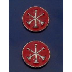 3 Bugles CROSSED SILVER on RED 15/16" Discs Collar Pins