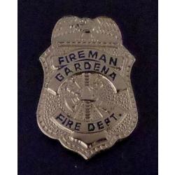 Gardena CA California Fire Dept. FIREMAN Mini Badge LAPEL PIN